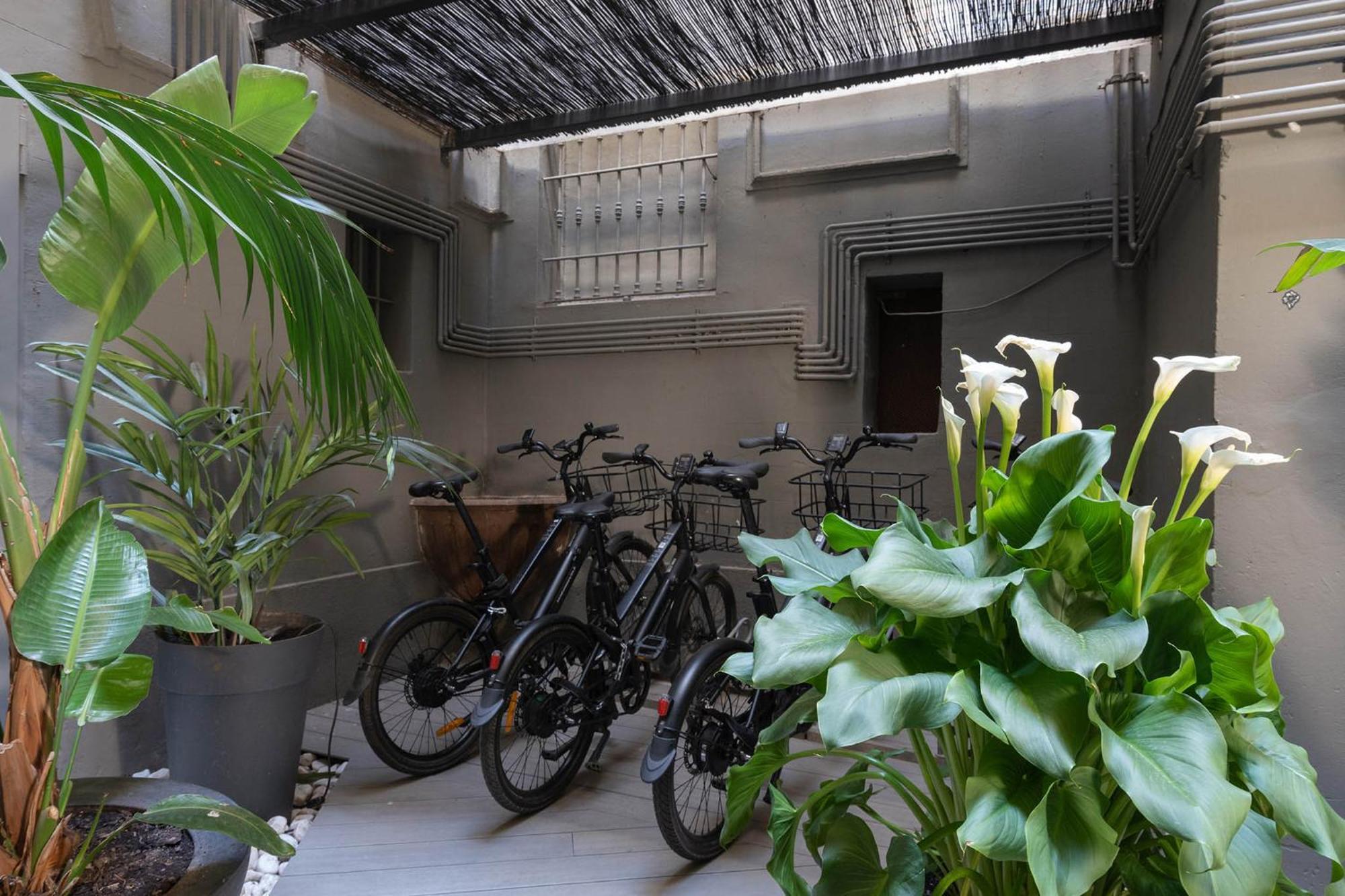 Chic & Basic Born Boutique Hotel Barcelona Exterior foto