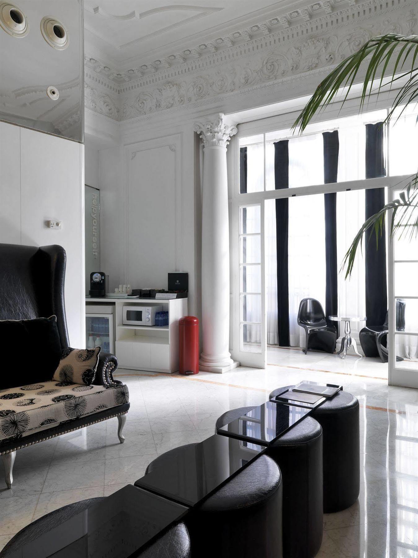Chic & Basic Born Boutique Hotel Barcelona Exterior foto
