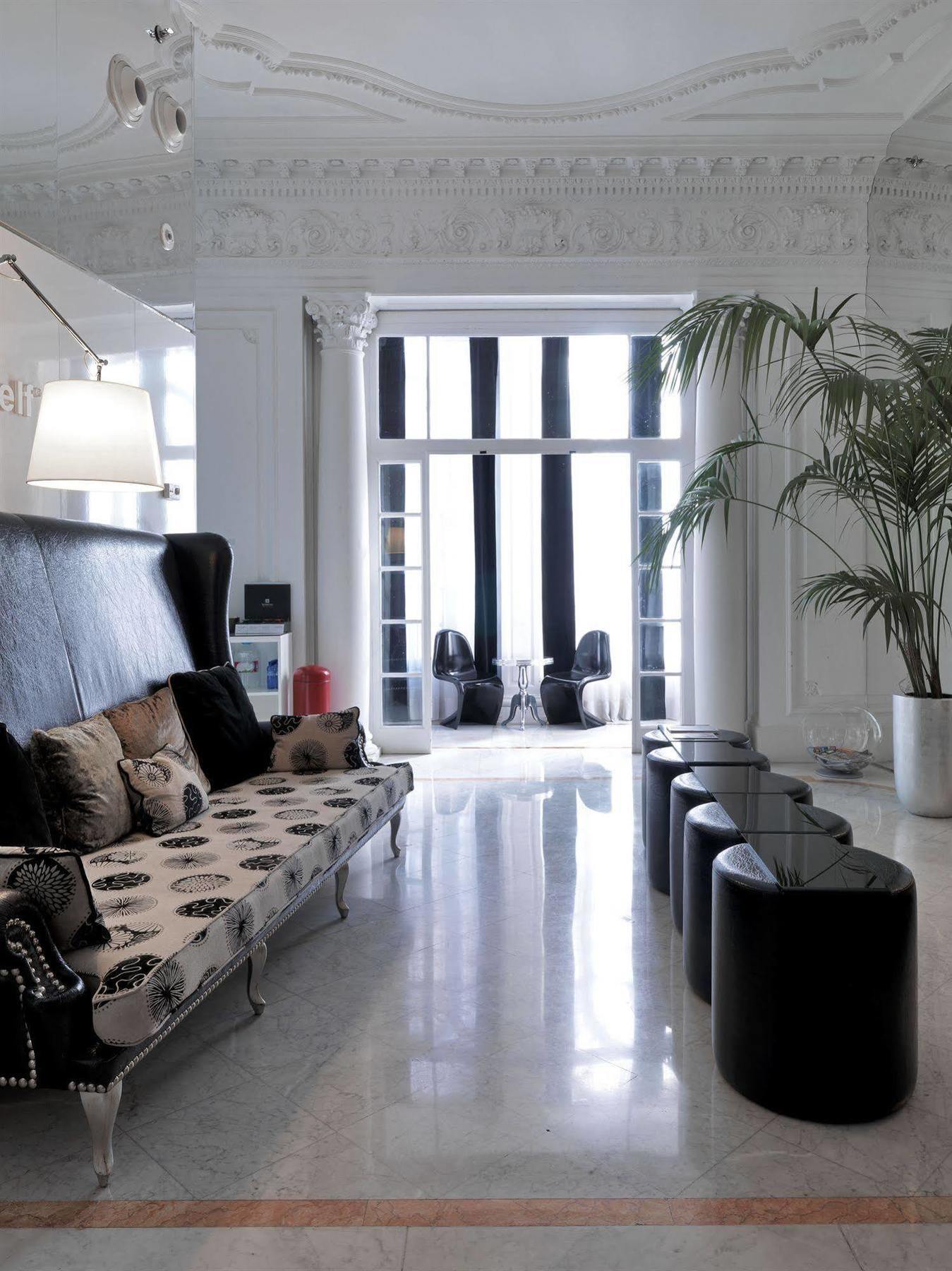 Chic & Basic Born Boutique Hotel Barcelona Exterior foto